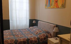 Appartement Intra Muros 8 Personnes Climatise Wifi Stationnement Facile