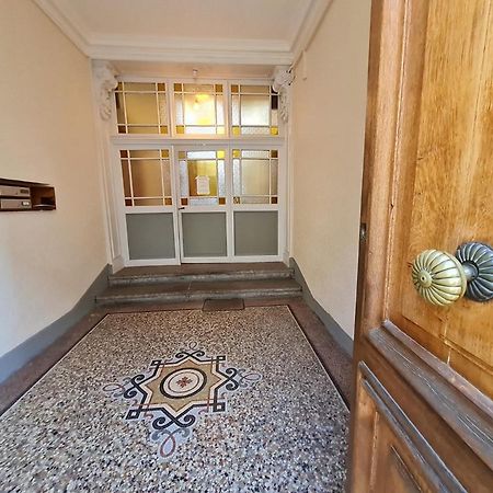 Appartement Intra Muros 8 Personnes Climatise Wifi Stationnement Facile Avignon Exterior foto