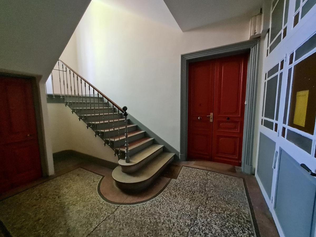Appartement Intra Muros 8 Personnes Climatise Wifi Stationnement Facile Avignon Exterior foto