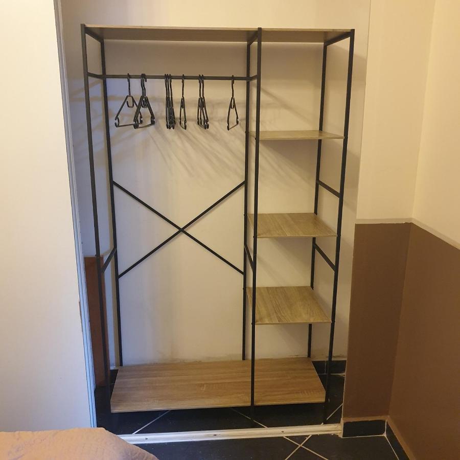Appartement Intra Muros 8 Personnes Climatise Wifi Stationnement Facile Avignon Exterior foto