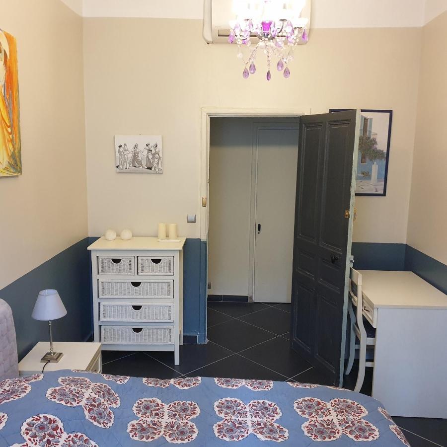 Appartement Intra Muros 8 Personnes Climatise Wifi Stationnement Facile Avignon Exterior foto